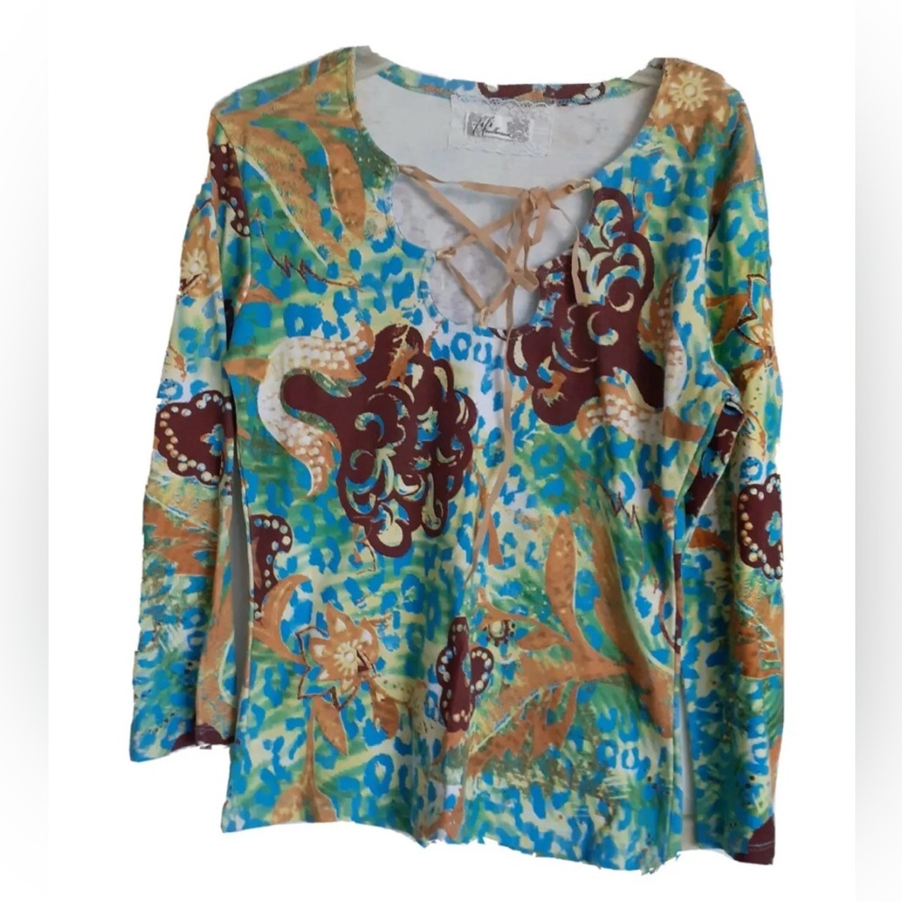 Fifi Collection women long sleeve blouse. Size: small petite. Multicolor blue.